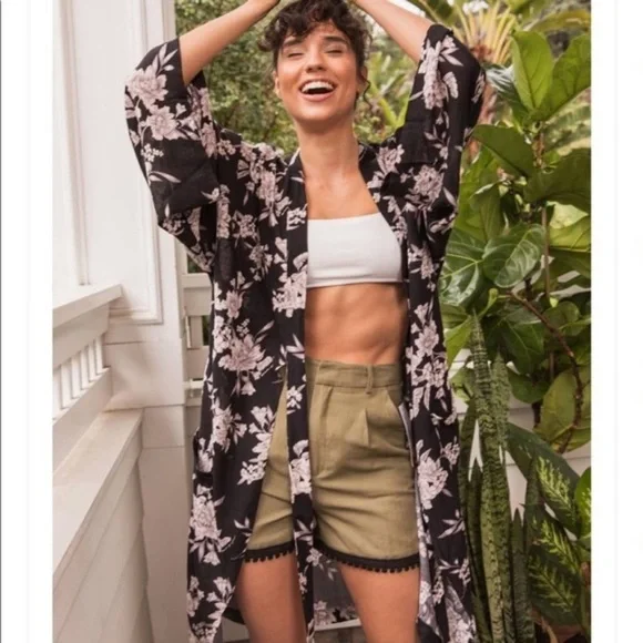 Spiritual Gangster Maya Black Floral Tie Front Kimono Robe OS - Picture 4 of 10